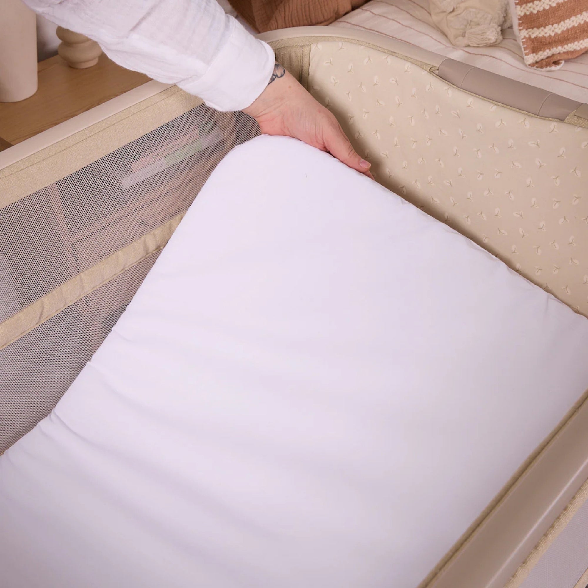 Tutti Bambini CoZee Zen Bedside Crib