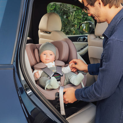 Britax Swivel Convertible Car Seat - PramFox Singapore