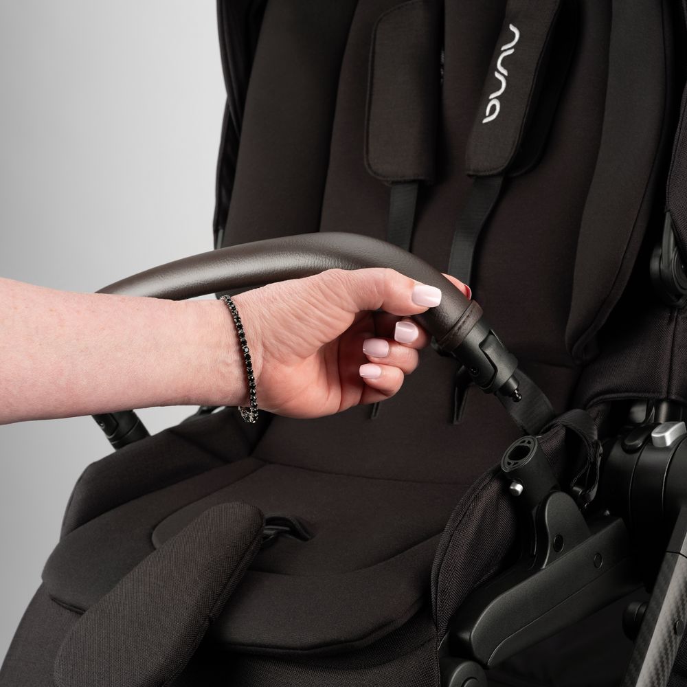 Nuna Swiv Stroller - PramFox Singapore