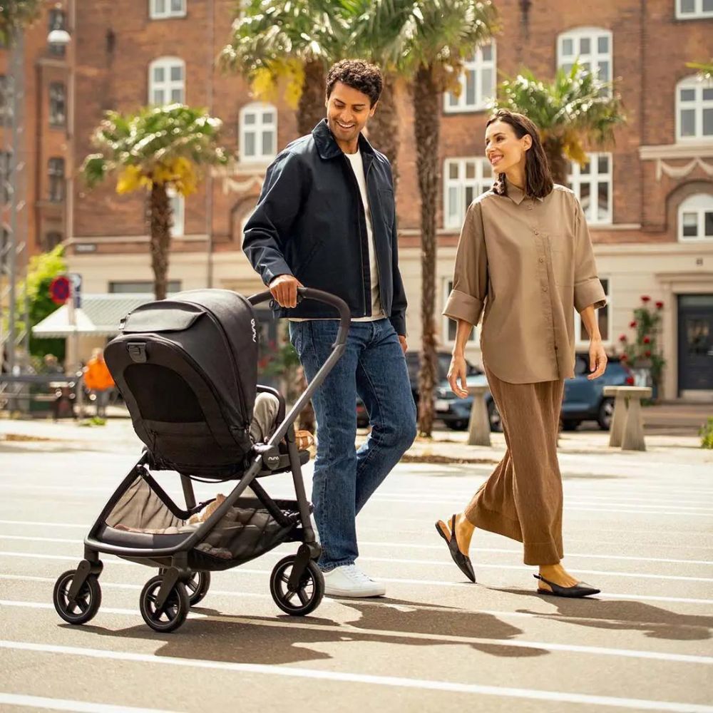 Nuna Swiv Stroller - PramFox Singapore