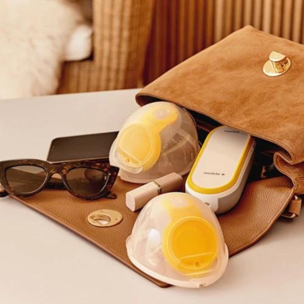 Medela Freestyle Hands-Free Double Electric Wearable Breast Pump - PramFox Singapore